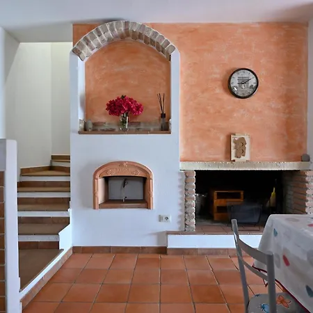 Casa Per Piu Famiglie Бари-Сардо