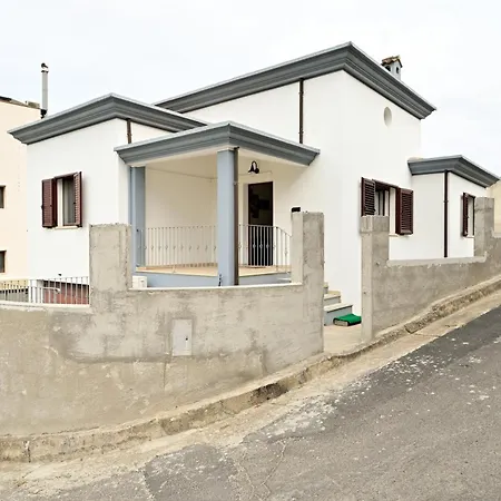 Casa Per Piu Famiglie * Bari Sardo