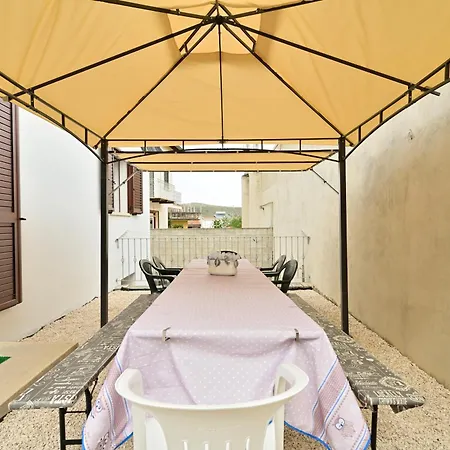 Holiday home Casa Per Piu Famiglie